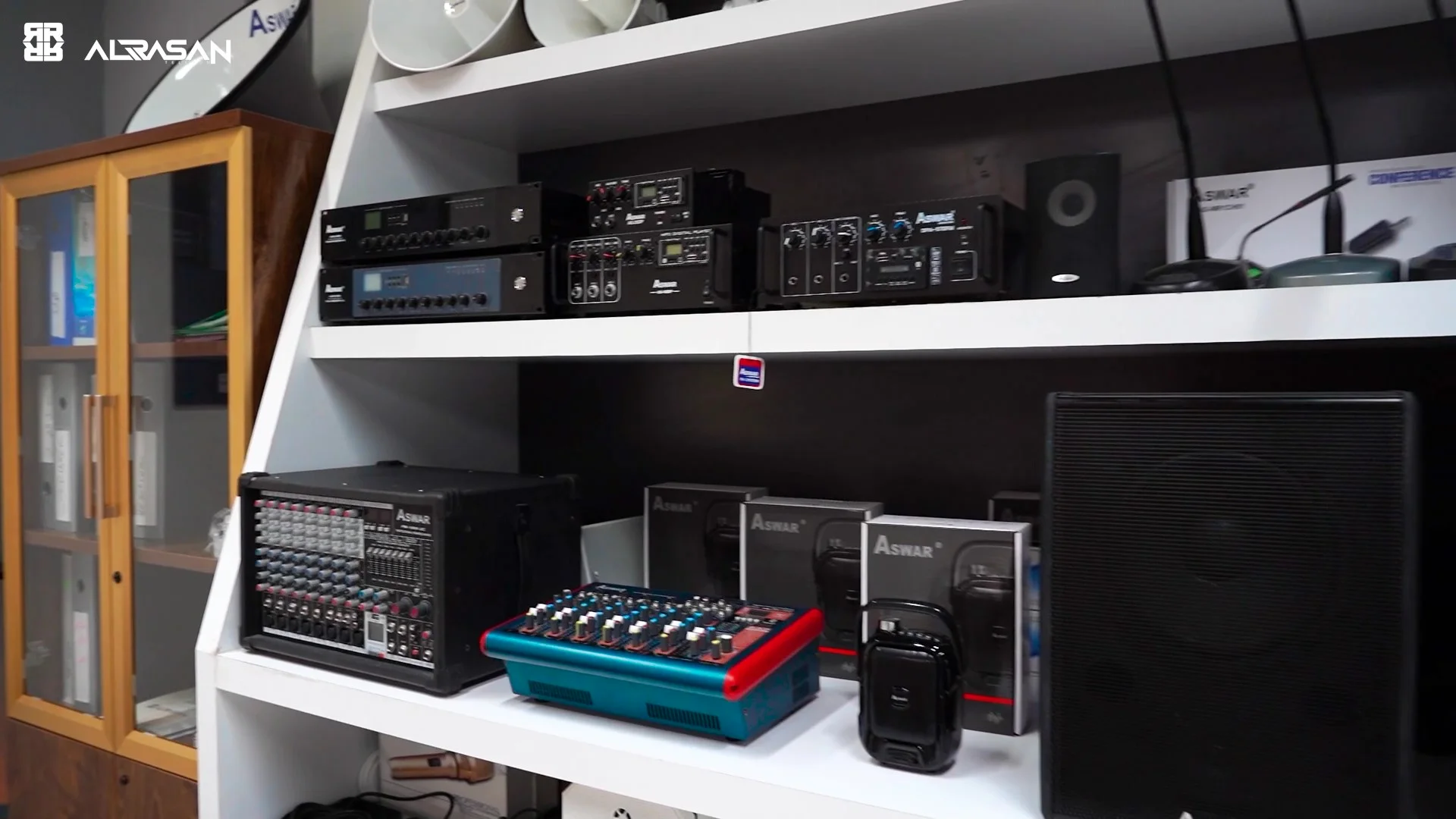 IMG_3325 - frame at 0m53s